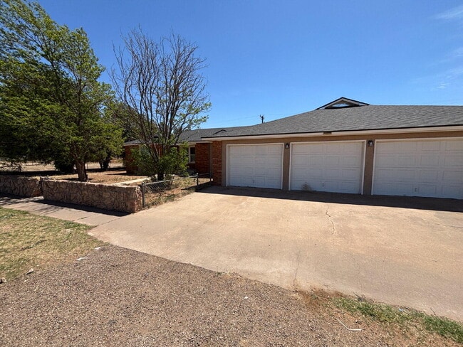 Photo - 1848 Houston St