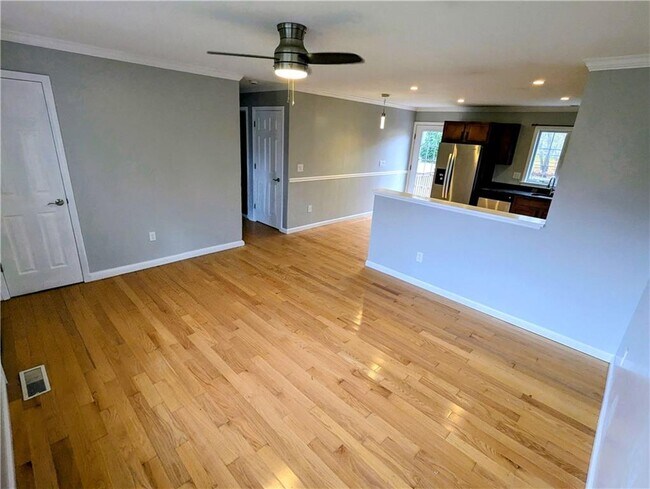 Photo - 47 King Phillip St