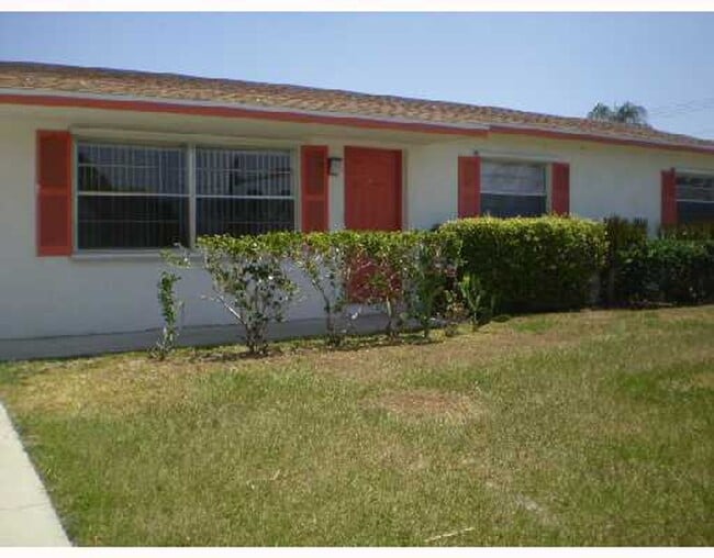 Building Photo - Affordable 3 bedroom 2 bath centrally located