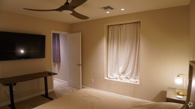 Building Photo - 5532 Autumn Cliffs Way Rental