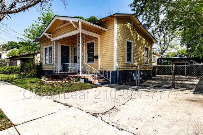 Photo - 323 Barrera St