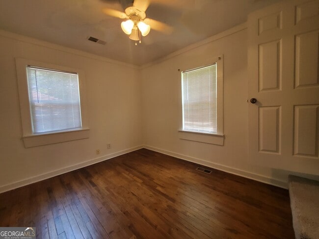 Photo - 2577 Eastwood Dr