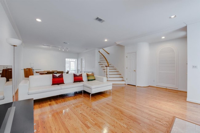 Photo - 2307 Huldy St