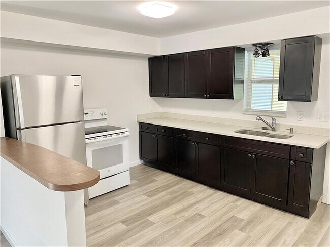 Photo - 1158 Rosetta Ln