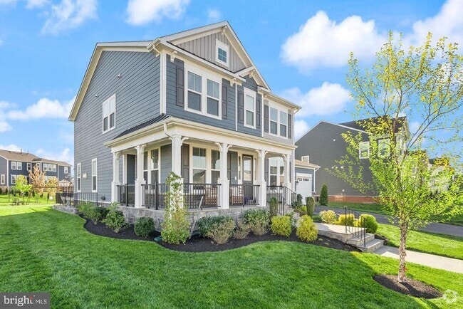 Building Photo - 1108 Coubertin Dr SE Rental
