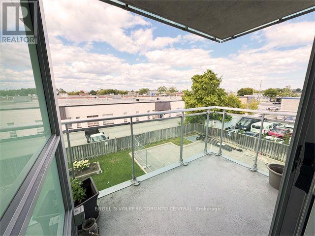 Photo - 60 Fairfax Crescent Unit 330