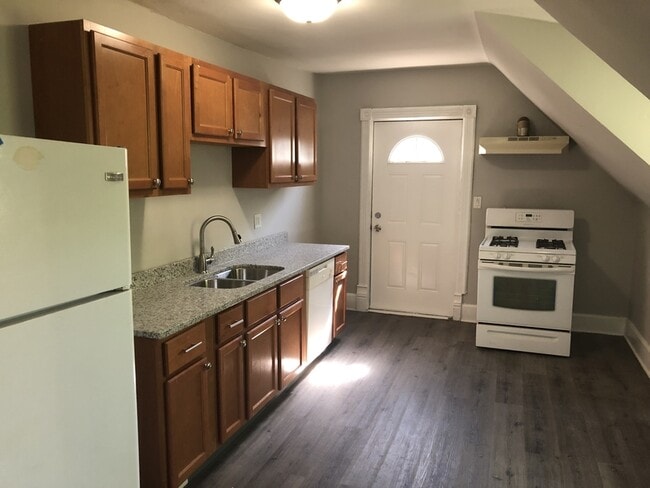 Photo - 23 N Channing St