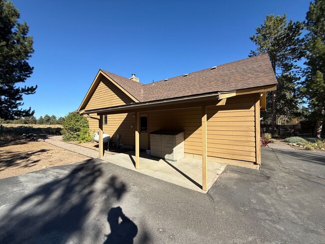 Photo - County Setting in NW Bend - 3 Bedroom / 2 ...