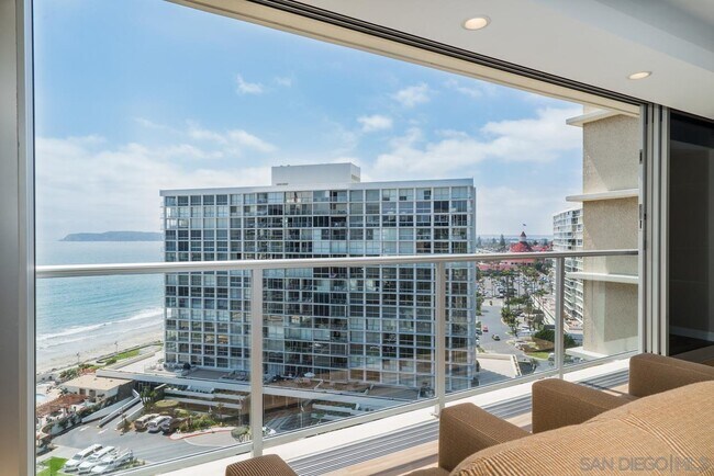 Building Photo - 1750 Avenida Del Mundo Unit 1206 Rental
