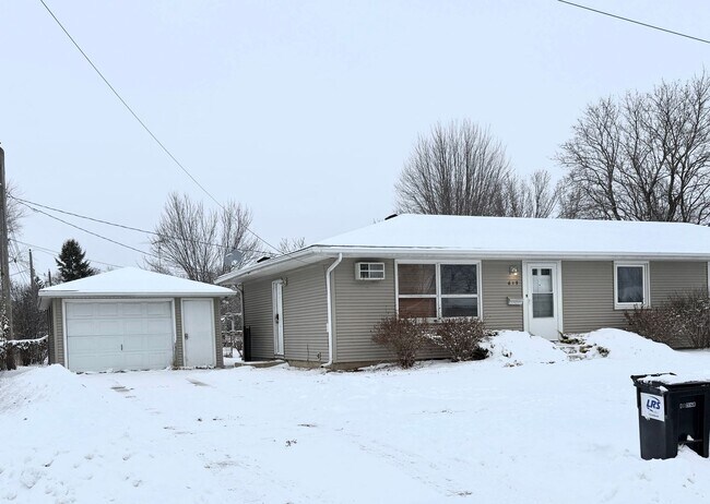 Photo - Reilly duplex Unidad 619 14th Street SE