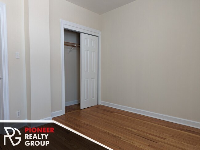 Photo - 533 W Aldine Ave Unit 556-W2