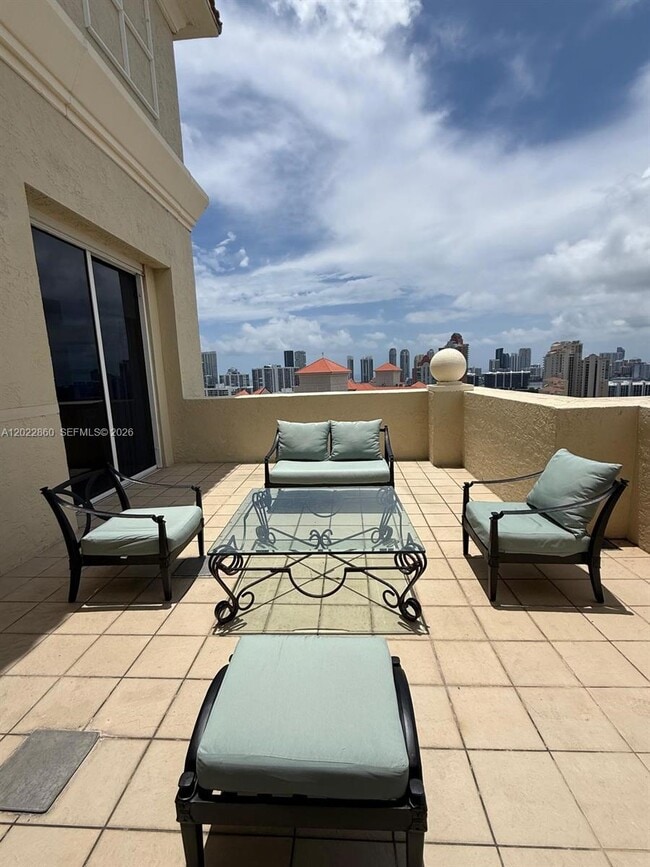 Photo - 19501 W Country Club Dr Unidad TS-03