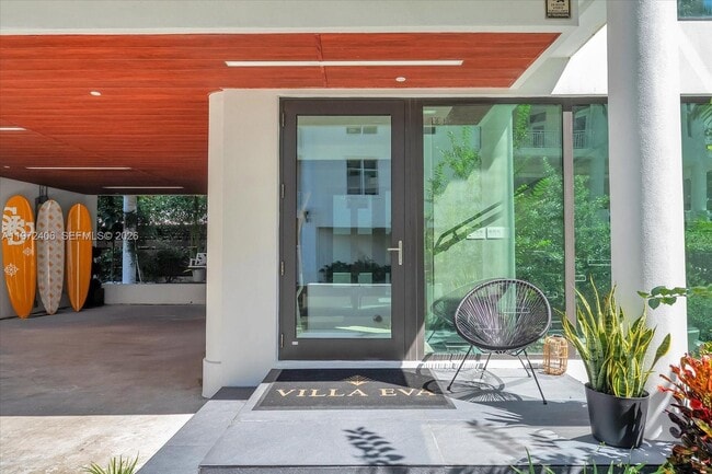 Photo - 11 Century Ln