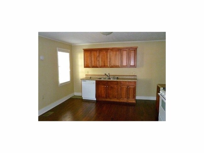 Photo - 109 Vaughan Ave