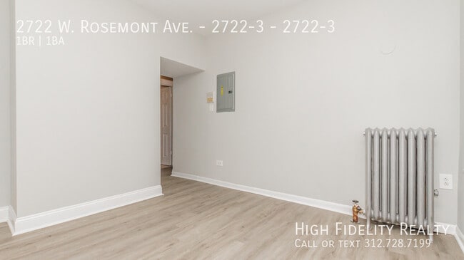 Photo - 2722 W Rosemont Ave Unit 2722-3