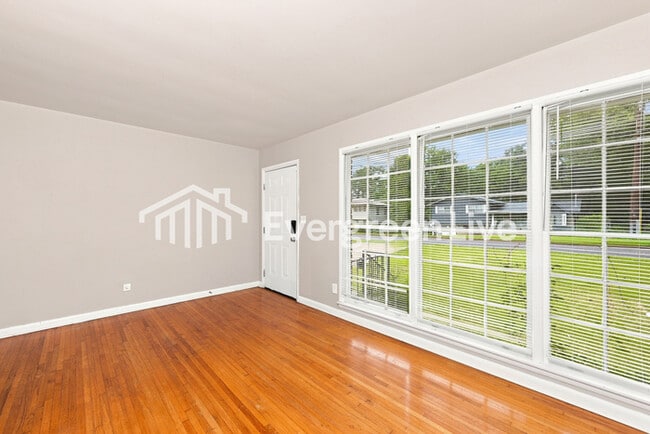 Photo - 1021 Hagwood Rd