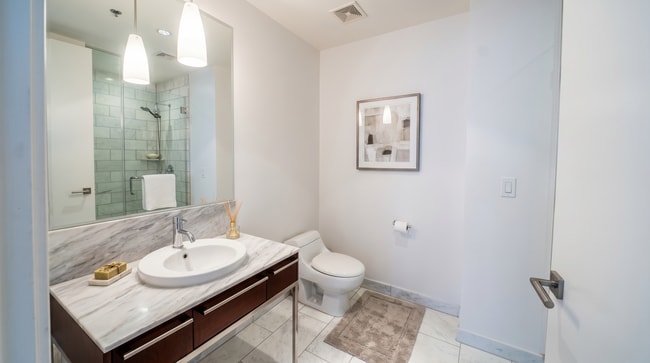 Photo - 4471 Dean Martin Dr Unit 4004