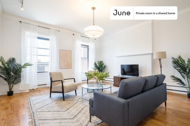 Photo - Room in Shared 4 bed/1 bath home Unidad A