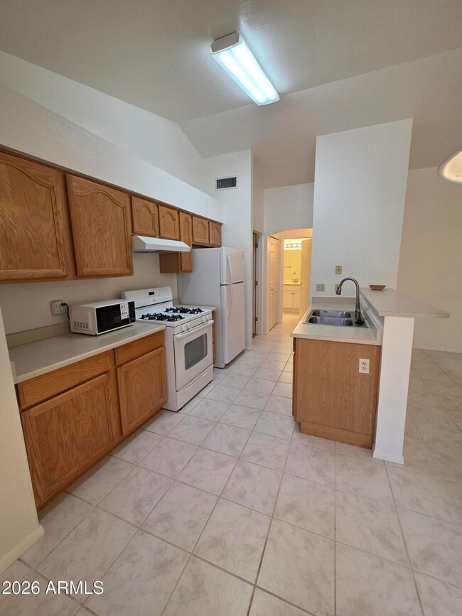 Photo - 586 S Sawmill Gardens Dr