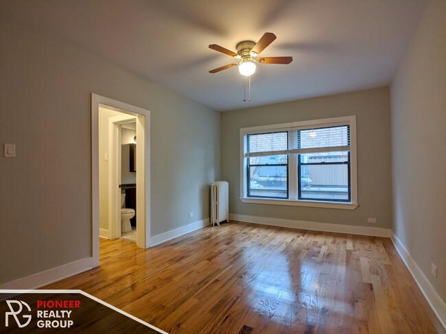 Photo - 1160 N Dearborn St Apartment Unit 315