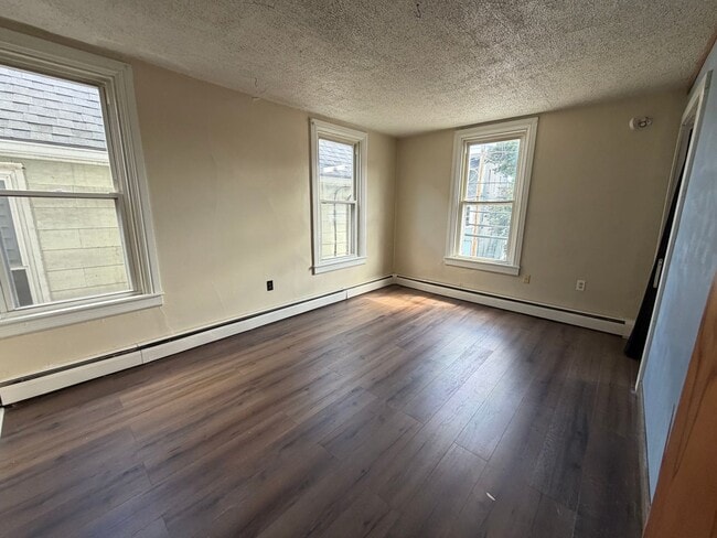Photo - 16 S Front St Unit E