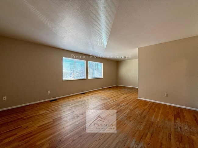 Photo - 310 Fairfax St