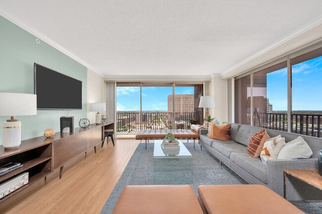 Houston House apartments — community photo