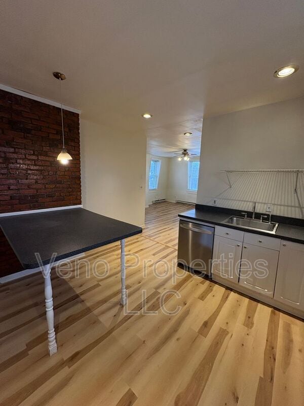 Photo - 80 Hudson Ave