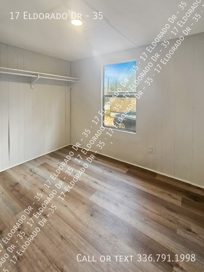 Photo - 17 Eldorado Dr