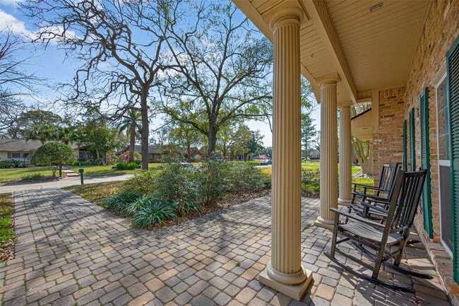 Photo - 1910 Claiborne Dr