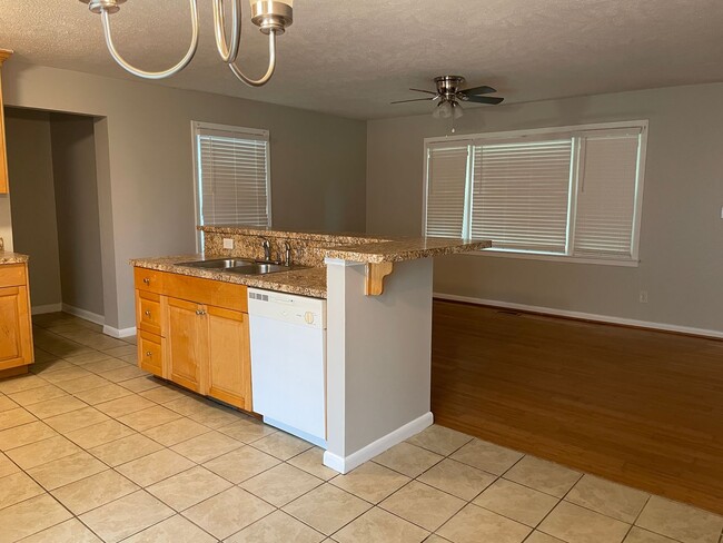 Photo - Cute 3 Bed 2 Bath with Fenced Yard