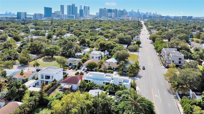 Photo - 5151 N Miami Ave Unidad 5151