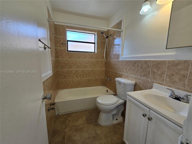 Photo - 2957 SW 36th Ct Unit 2957