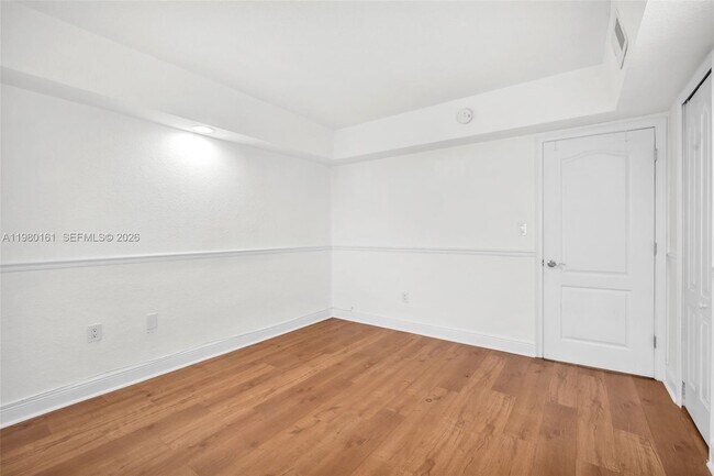 Photo - 3245 Virginia St Unit 19