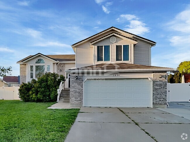 Building Photo - 1274 W 2000 N Rental