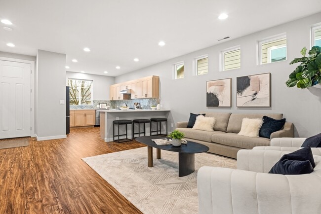 Photo - 19222 143rd St E