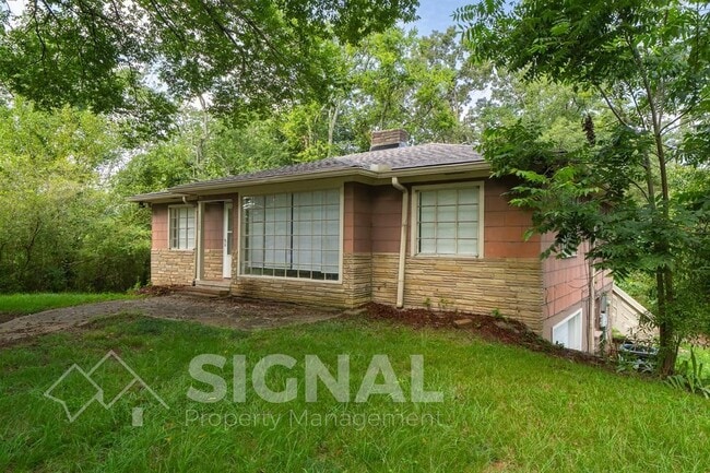 Photo - 1156 Skyline Dr