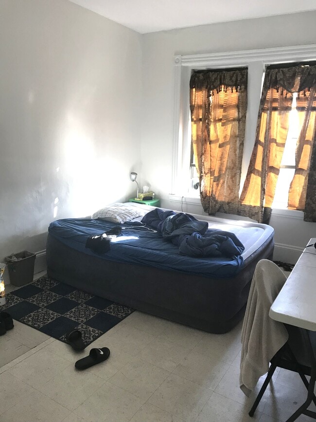 Photo - 25 Linden St Unit 1