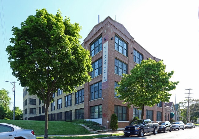 Knitting Factory Loft Apartments