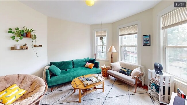 Building Photo - 22 Boynton St Unit 1