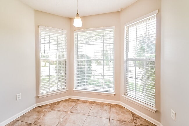 Photo - 7845 Sarah Ann Dr S