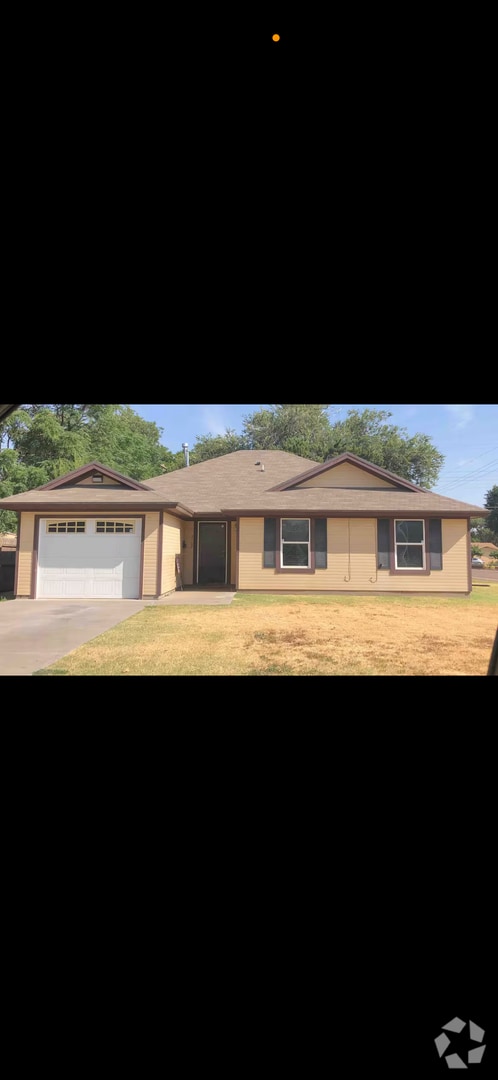 Building Photo - 4 bed 2 bath 1 car garage on Flint Avenue! Rental
