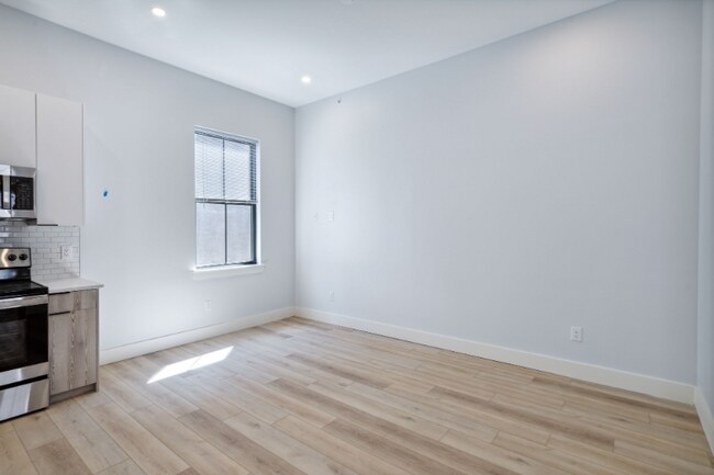 Photo - 3433 Lancaster Ave