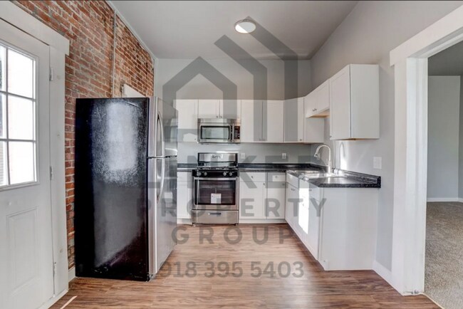 Photo - Park Apartments Unit 7