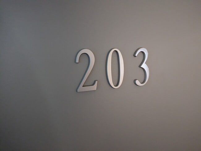 Building Photo - 207 3rd St S Unit Apt 203