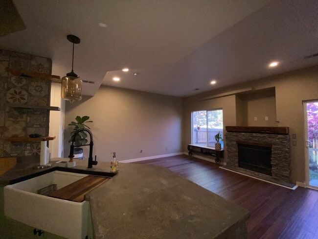 Custom fireplace, switch on and off gas - 9056 Gale Blvd Unit 3