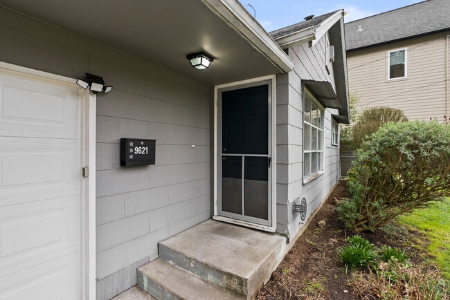 Photo - 9621 N Pier Park Pl