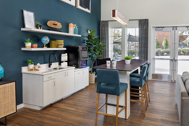 Clubhouse with Coffee Bar and Wi-Fi
