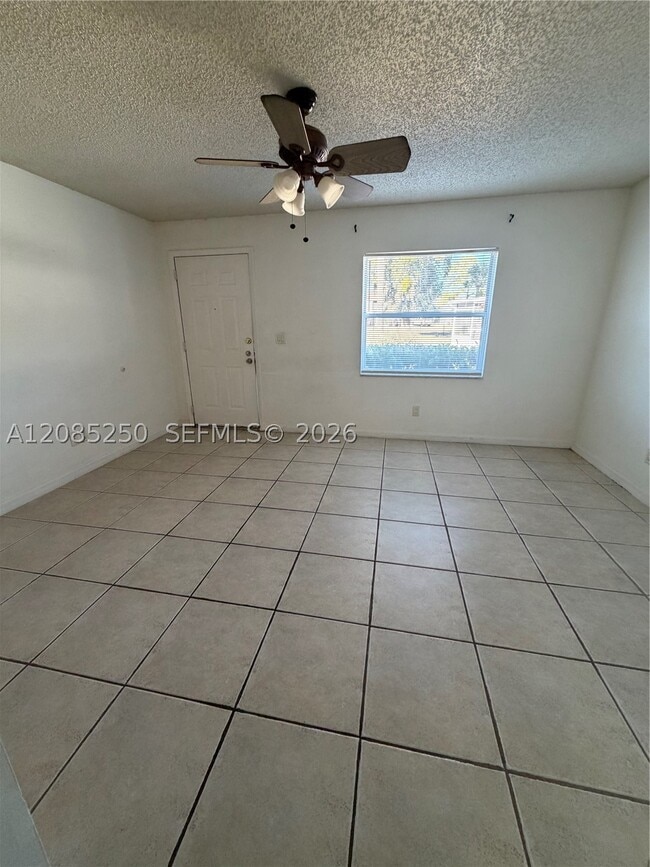 1 Lake Villa Way