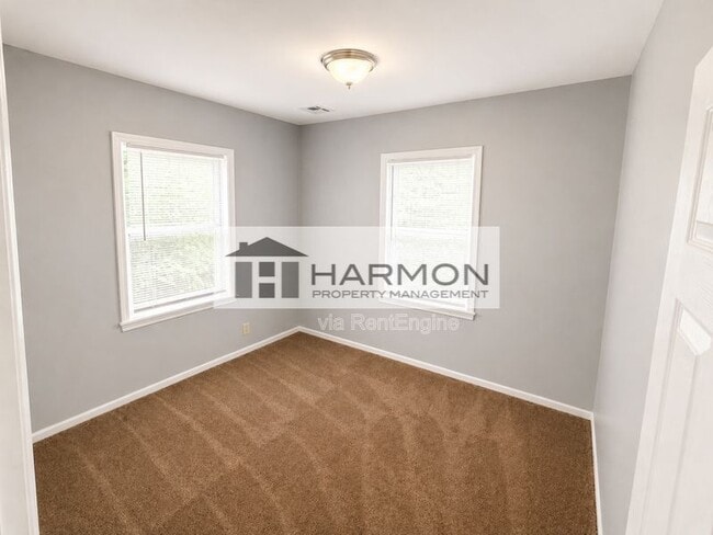 Photo - 6458 NW Parkview St